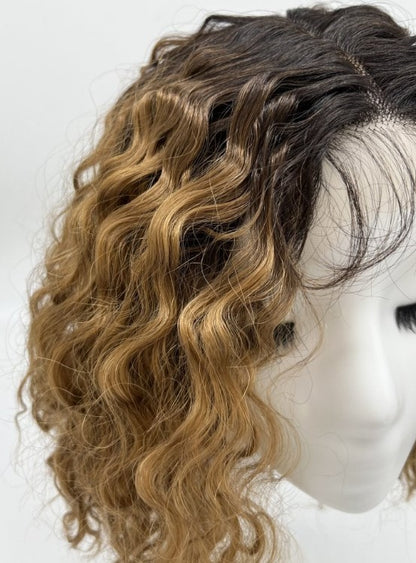 Sleek Spotlight 101 Synthetic Lace Front/ Parting Wig - Piper